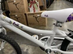 Fuji Rookie 20" Pearl White Girls 2023 -Cannondale Store 0uRUvTBw05pMGQ0C3TVKcpSNU
