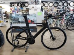 2022 Argon 18 E-117 Tri Disc SRAM Force 22 Matte Black -Cannondale Store 2vlvTnXil90rpUPmT77M4rfs