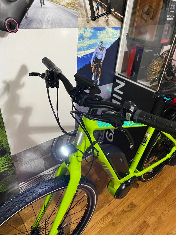 IZIP E3 Dash E-Bike 11 IZIP E3 Dash E-Bike - Image 9