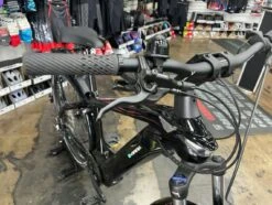 Bianchi E-Omnia T Type Shimano Deore XT Tourer - 2022 18 Bianchi E-Omnia T Type Shimano Deore XT Tourer - 2022 -Cannondale Store JctYhhkg2APyzwseb3o0M7R2U