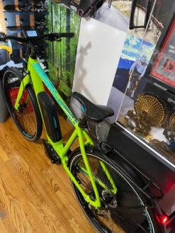 IZIP E3 Dash E-Bike 21 IZIP E3 Dash E-Bike -Cannondale Store iAQl7c77uct9siCg0mbBSCWJ0