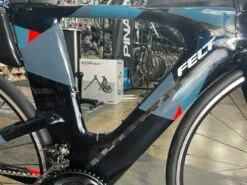 Felt IA Advanced Rim Brake Shimano 105 - Midnight Geo 2022 14 Felt IA Advanced Rim Brake Shimano 105 - Midnight Geo 2022 -Cannondale Store iMmilu09UAWbpYv0qD27vW408