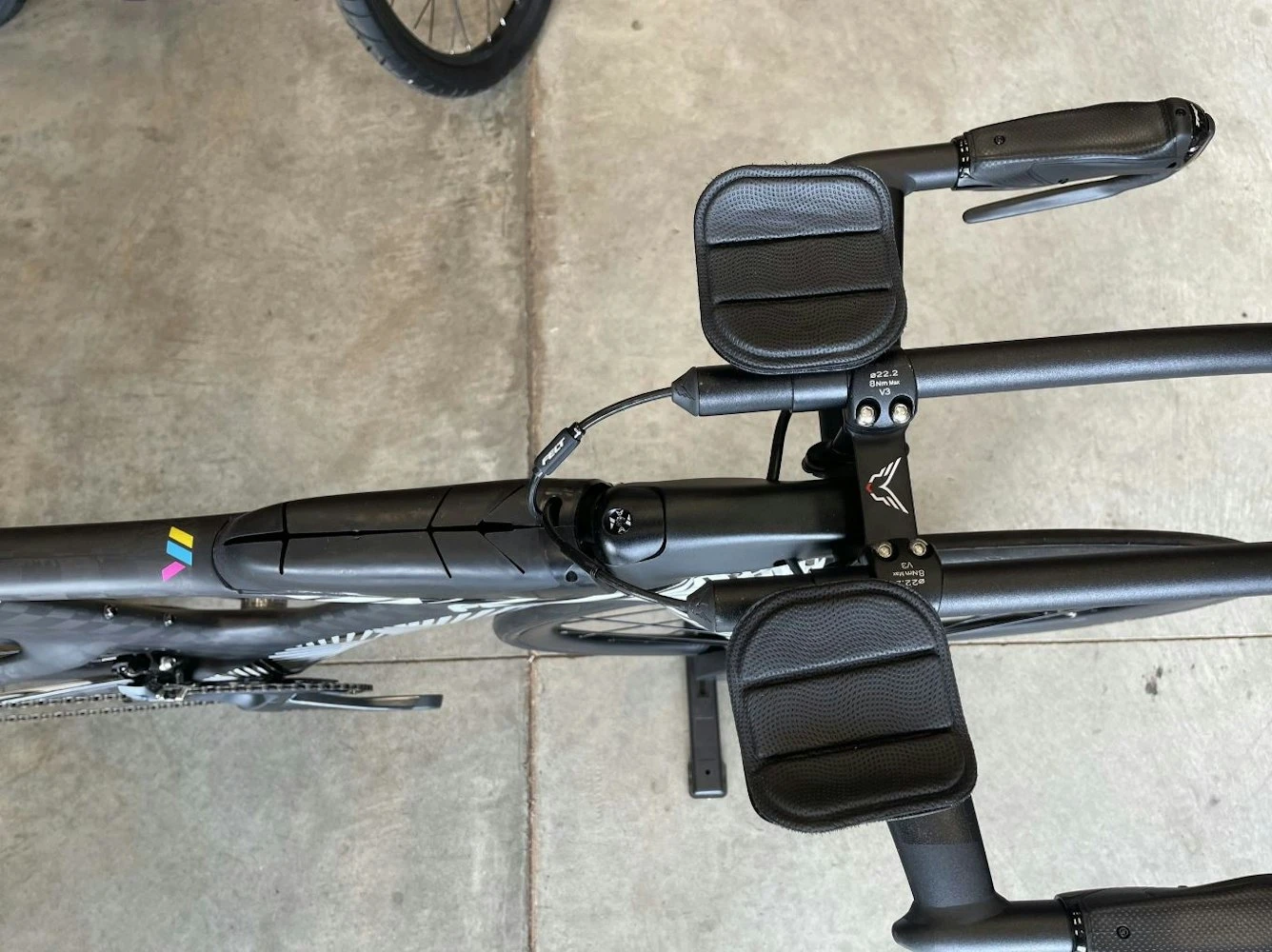 Felt IA Advanced Shimano Ultegra - Textreme/White Geo 2020 7 Felt IA Advanced Shimano Ultegra - Textreme/White Geo 2020 - Image 5