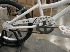 Fuji Rookie 20" Pearl White Girls 2023 -Cannondale Store k Flo9RuXOO8oWMo8CaX 10w8