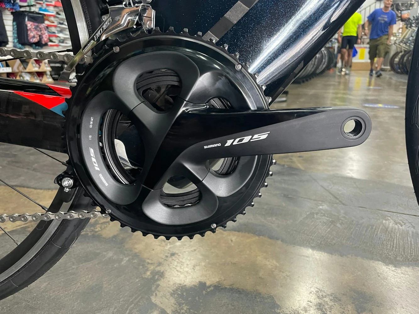 Felt IA Advanced Rim Brake Shimano 105 - Midnight Geo 2022 6 Felt IA Advanced Rim Brake Shimano 105 - Midnight Geo 2022 - Image 4