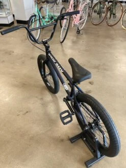 Kink Curb -Matte Blood Blue -2022 - 20" 9 Kink Curb -Matte Blood Blue -2022 - 20" -Cannondale Store yBdztK4SEXWDyBZIVY9r6bPkY